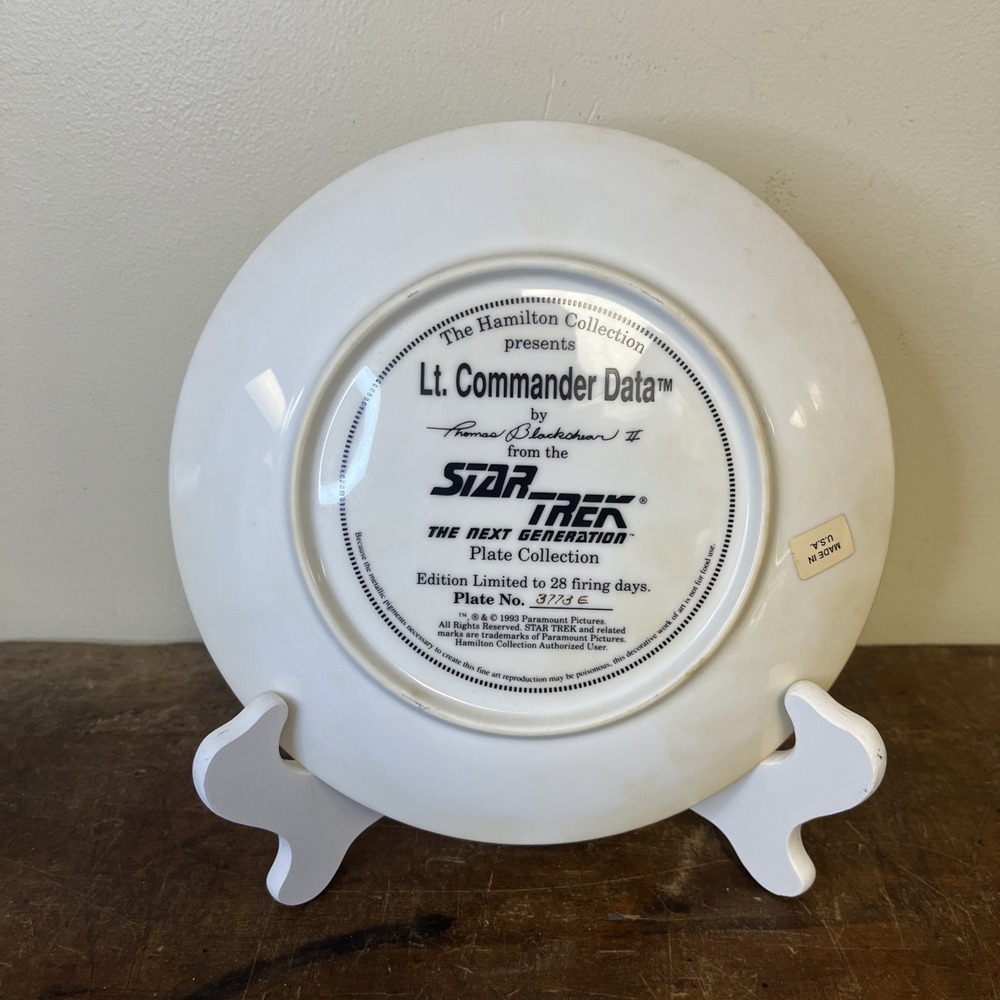 1993 Hamilton Collection "Lieutenant Commander Data" Ltd Edition Plate - Picture 2 of 2